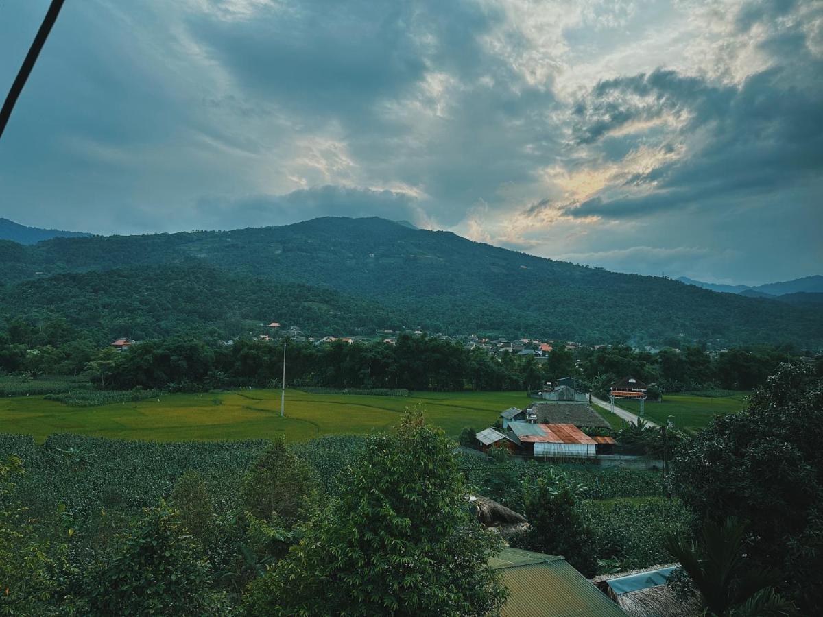 Delapong Guest House - Motorbike Tourハザン エクステリア 写真
